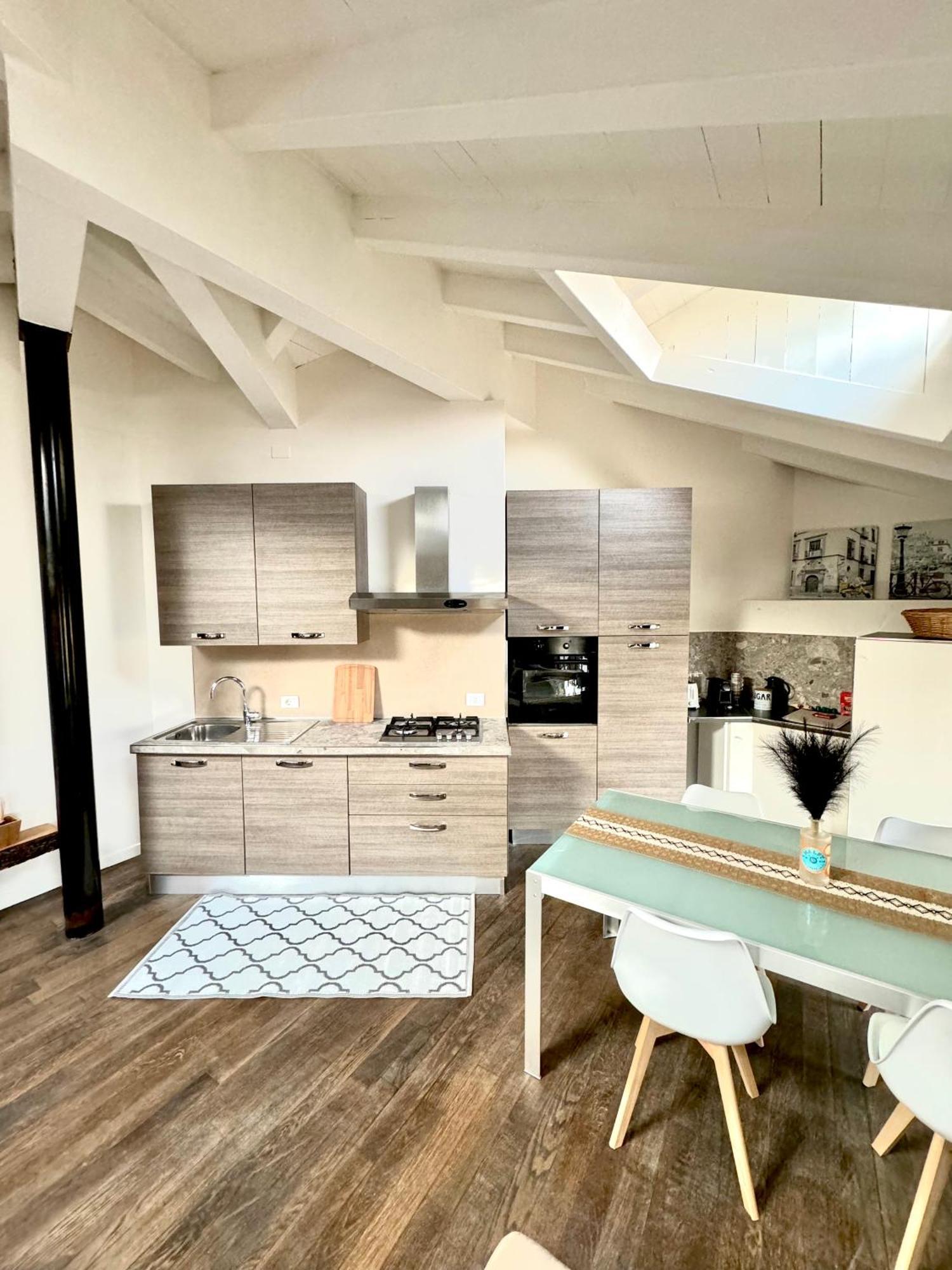 Bridge Apt Brescia - Netflix - Wifi 브레시아 외부 사진